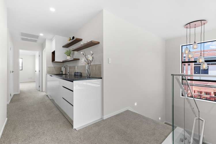 65 Bushfield Drive Flat Bush_14