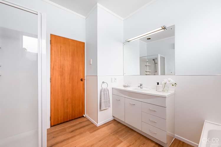 19 Moa Street Alicetown_13