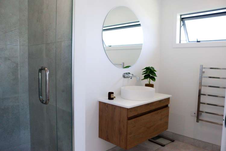 90 Hunter Drive Awatoto_8