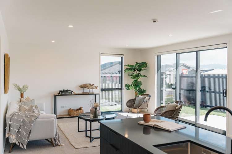 307 Waipiko Drive_3