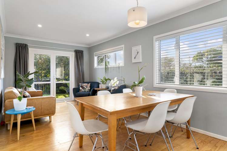 11 Roby Street Te Atatu Peninsula_11