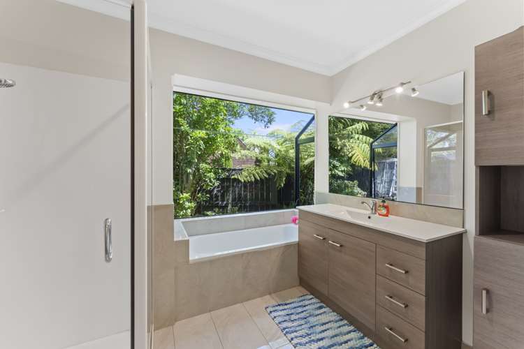 33 Memphis Grove Totara Park_11