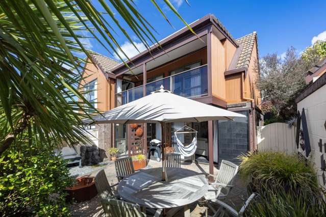 3/8 West Lynn Road Titirangi_4