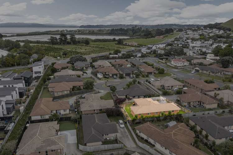 8 Peng Place Mangere Bridge_17