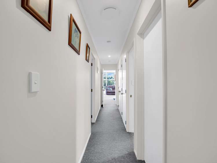 6 Martin Close Karitane_13