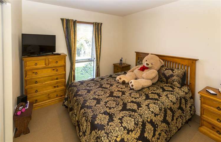 11 Collins Drive Waikuku Beach_11