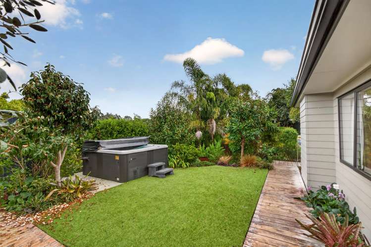20B Cambridge Road Riverhead_25