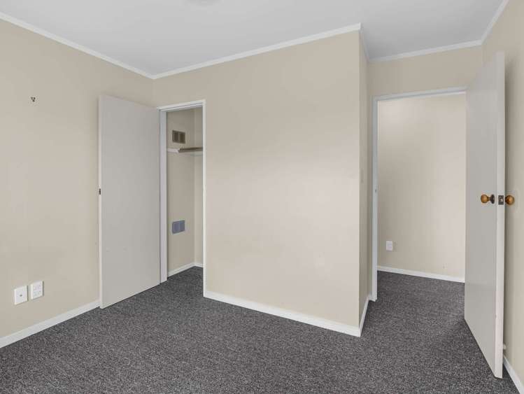 3 Kirkcaldie Grove Levin_20