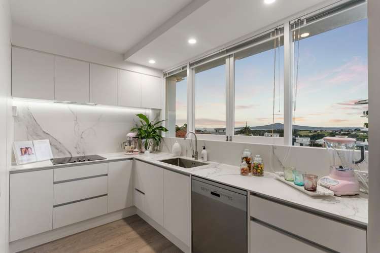 2/32 Coates Avenue Orakei_5