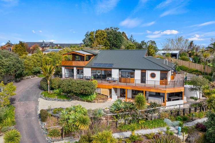 1234 Sandspit Road_0