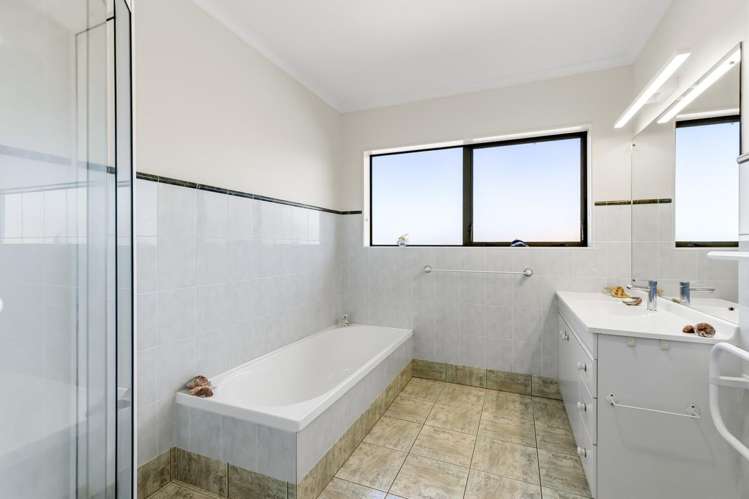 53 Kath Hopper Drive Orewa_19