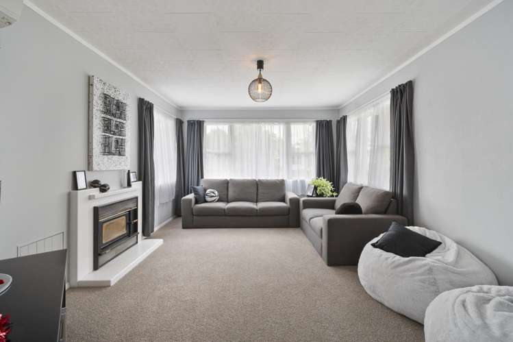 3 Somerset Crescent Highbury_10