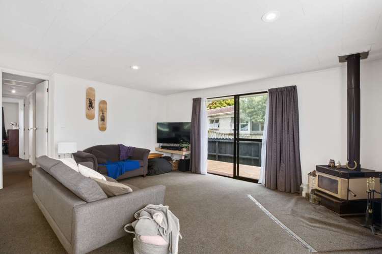 70 Racecourse Road Waiuku_5