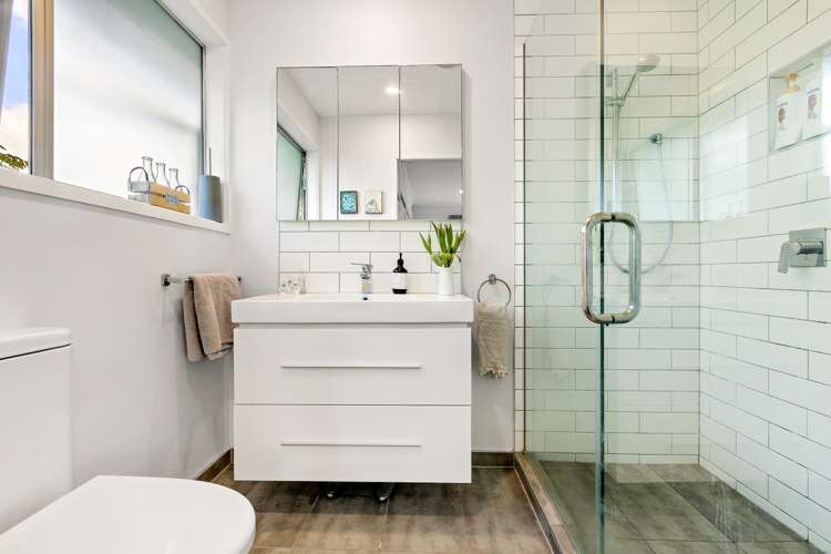 8 Lunn Avenue Mount Wellington_16