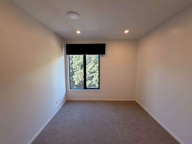 30/666B Great South Road Ellerslie_6