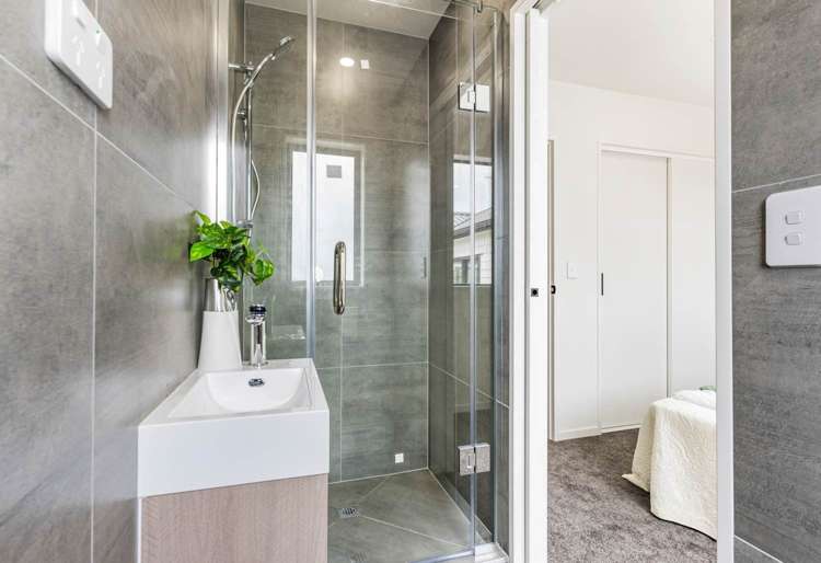 2/23 Princeton Parade Albany_6