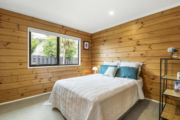 9A Teal Crescent Beach Haven_13