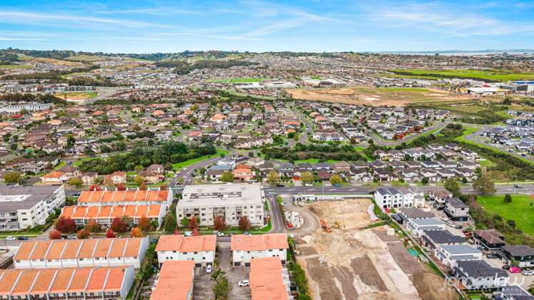 9/46 Carlos Drive Flat Bush_18