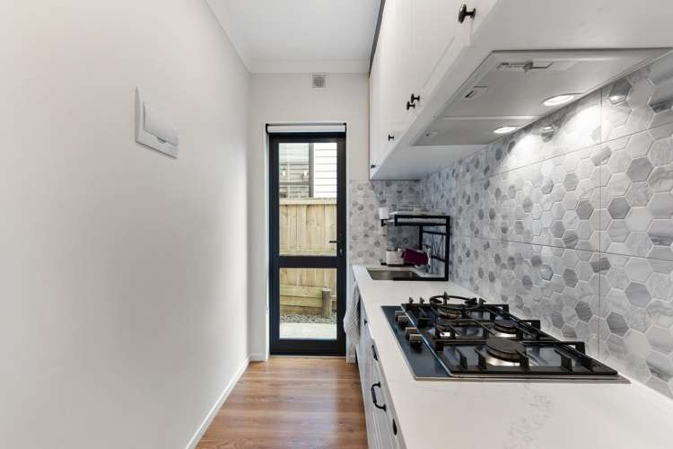 3 Tiro Street Flat Bush_16