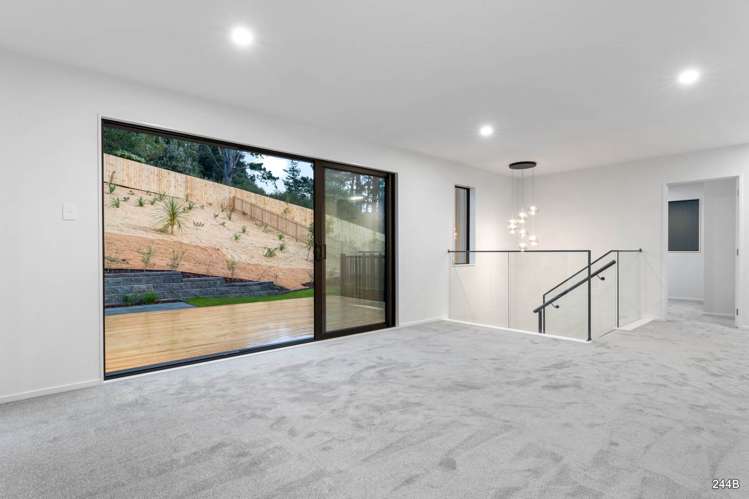 242, 244 West Hoe Heights Orewa_37