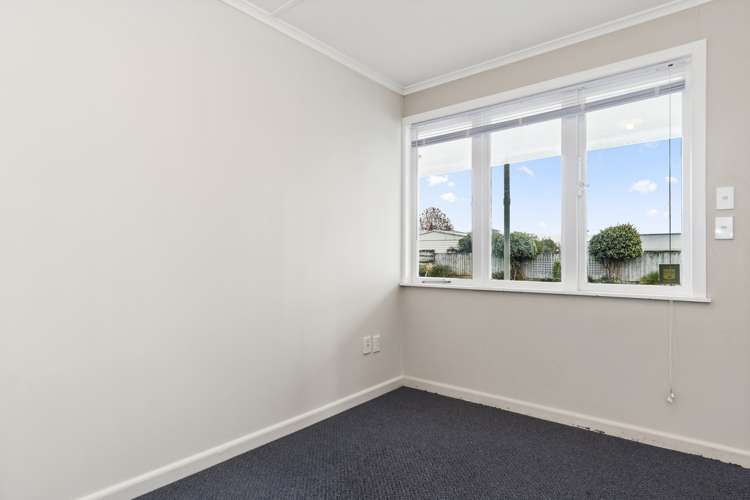 559 Fraser Street Greerton_11