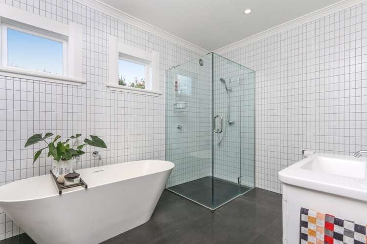 11 Waterview Road Stanley Point_12