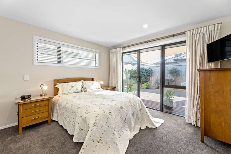 4 Catalina Crescent Burleigh_12