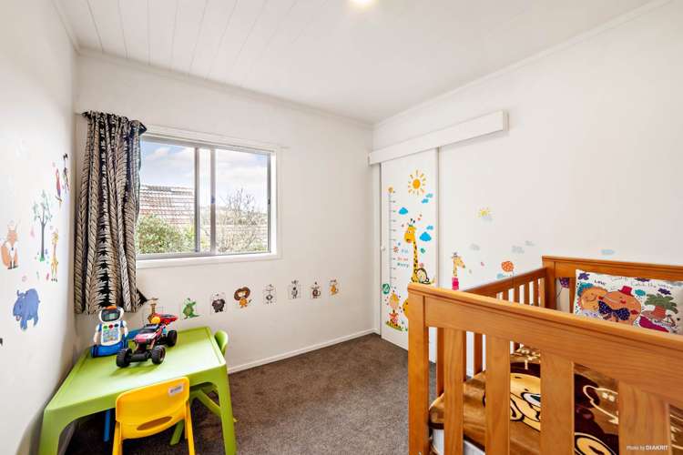 1/9 Lingham Crescent Torbay_6