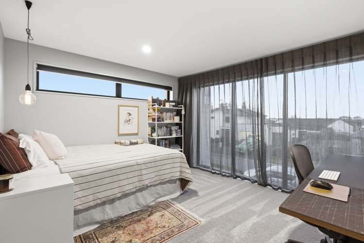 29 Carnaveron Drive Lincoln_9