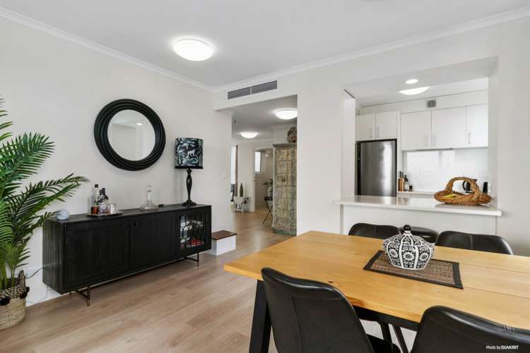 1701/8 Albert Street Auckland Central_7