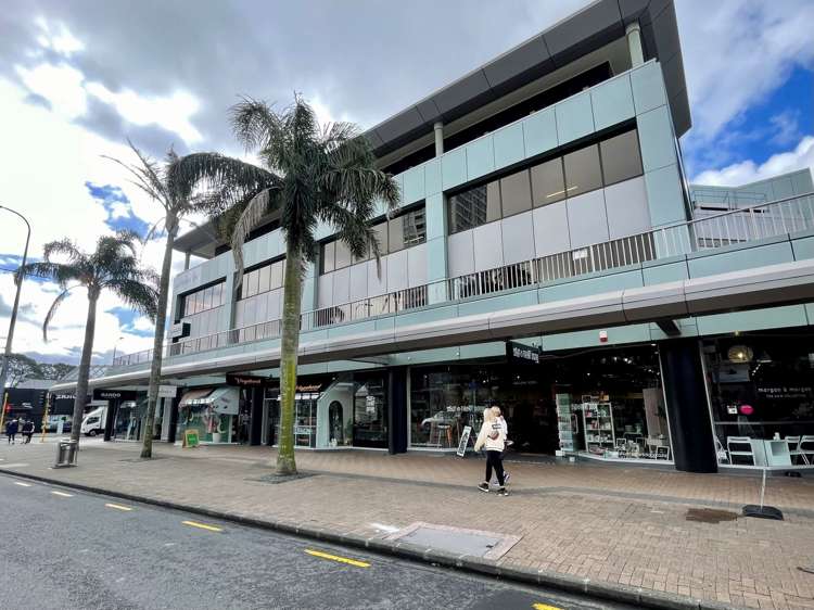 Shop 2/3/1 - 7 The Strand Takapuna_0