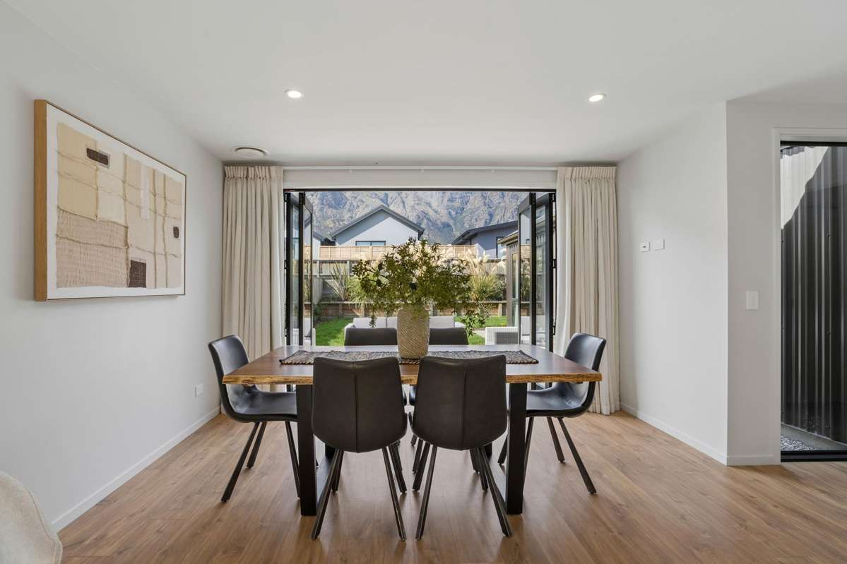 31 Cheviot Street, Hanley's Farm_1