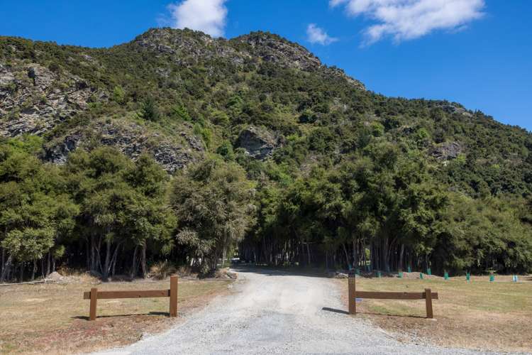 23 Ewing Place Albert Town_33