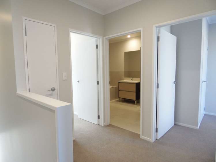 32 Wallace Road Hobsonville_6