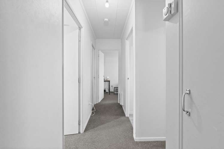 65 Kilmarnock Avenue Strathern_10