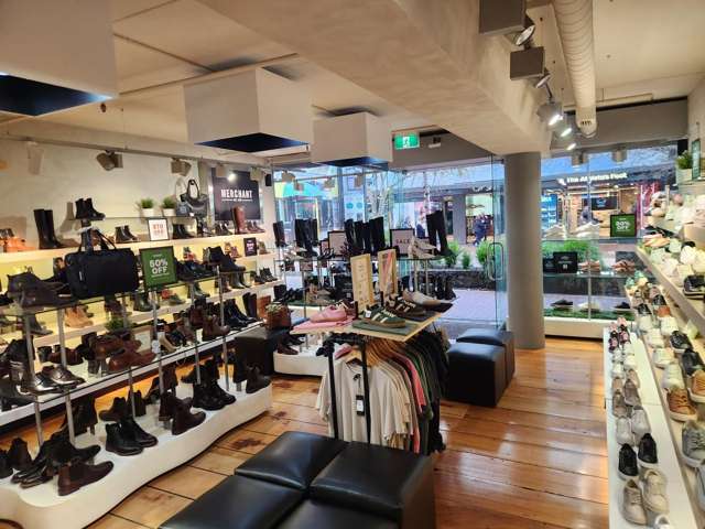 Shop 4/71-81 Cuba Street Te Aro_1