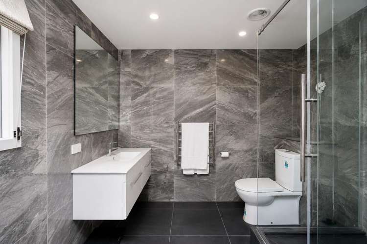 77 Avondale Road Taradale_10
