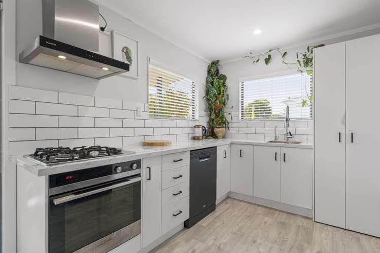 10 Hillview Road Waihi Beach_6