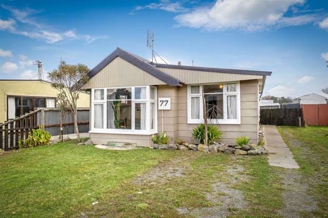 77 Park Terrace Waikuku Beach_1