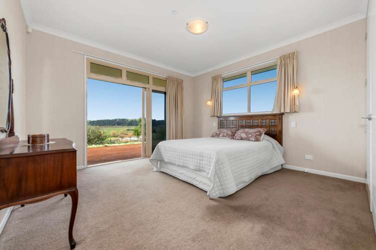 48 Porterfield Road Whitford_25