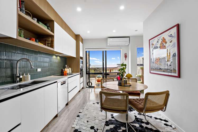 8 Paina Crescent_5