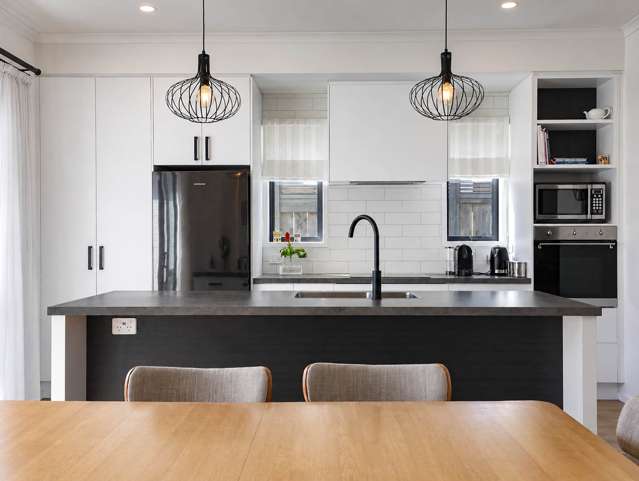 MODERN LIVING, MADE EASY