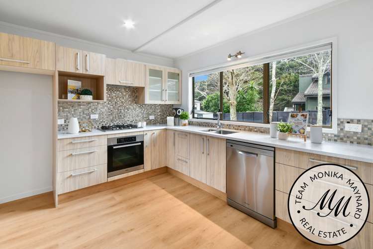 24 Deodar Place Totara Heights_8