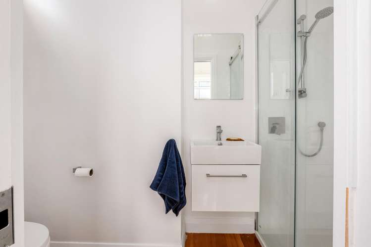 43 Connaught Terrace Brooklyn_10