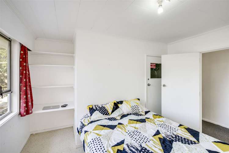 7 Lyttelton Crescent Tamatea_7