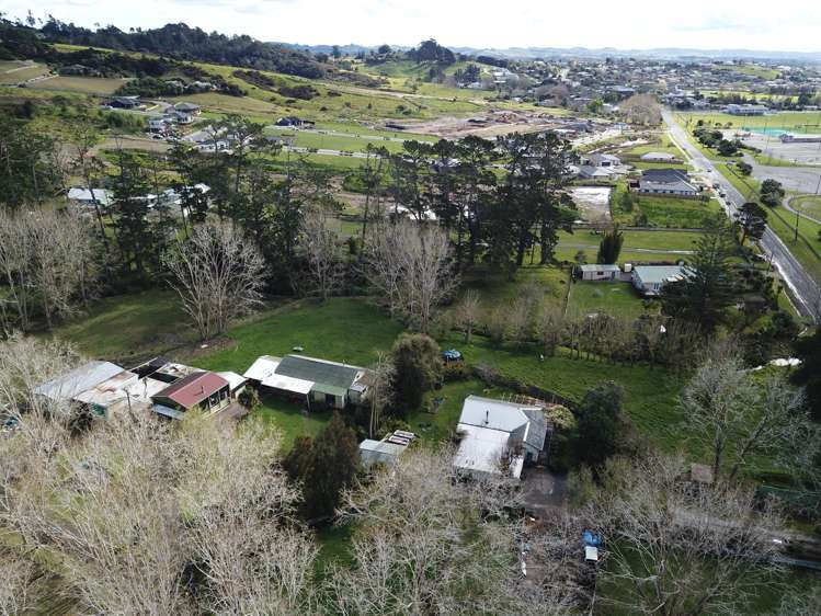 654 Inland Road Helensville_13