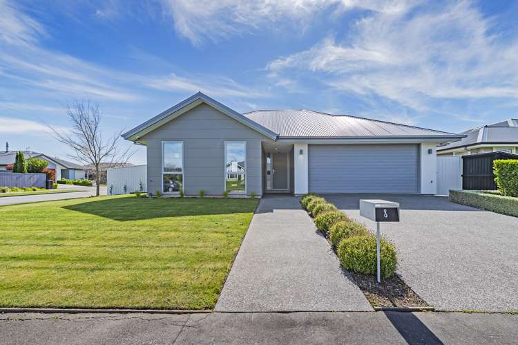 8 Temple Avenue Lincoln_32