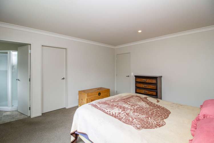 9 Poppy Watts Grove Stokes Valley_8