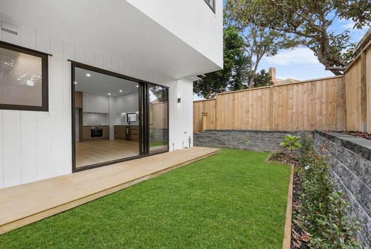 16E Moana Avenue One Tree Hill_20