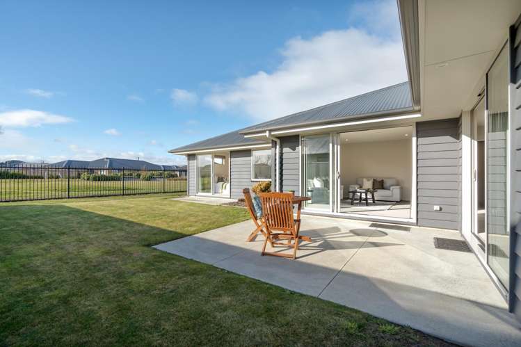 5 Whitehorn Drive Lincoln_19